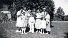 Lloyd, Manny, Margy Dodd and family - Kirkland WA 1935